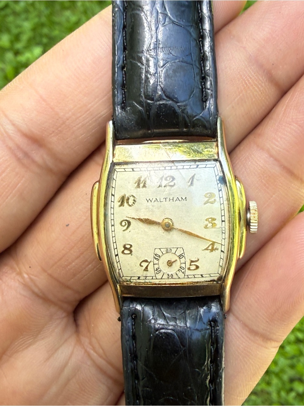 Waltham Gold-Tone winding Vintage Men’s 10k gold filled Watch  Leather Strap